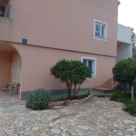 Blizu Plaze U Vodicama Apartment Vodice